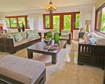 Villa Flamboyan by Casa de Campo Resort & Villas - La Romana - Living room
