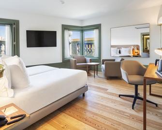 One Shot Aliados Goldsmith 12 - Porto - Bedroom