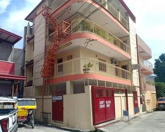 Dmc Caralos Vacation Inn And Dormitory - Davao City - Gebäude
