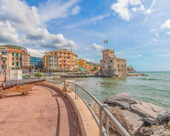 2 Bedroom Cozy Apartment In Rapallo - Rapallo - Pool