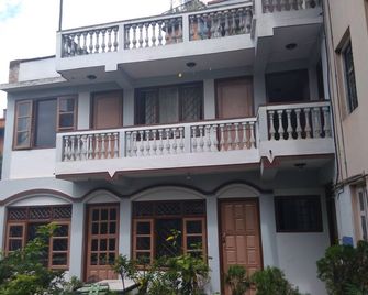 Big Bell Guest House - Bhaktapur - Building