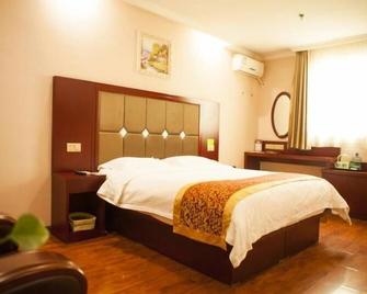 Greentree Inn Taiyuan Jianshe (S) Road Inner Ring Express Hotel - Taiyuan - Makuuhuone