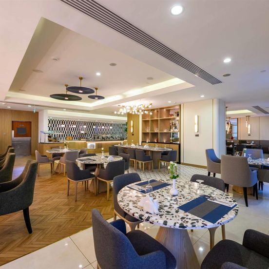 DoubleTree by Hilton Jeddah Al Andalus Mall image 1