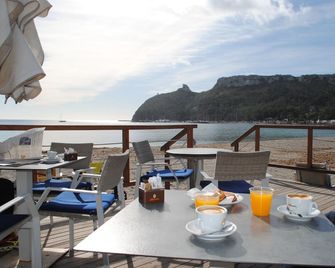 Lewisrooms Poetto Beach Cagliari - Cagliari - Parveke