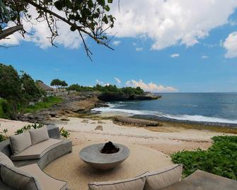 Villa Seascape by Elite Havens - Nusa Penida - Beach