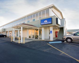 Americas Best Value Inn Litchfield - Litchfield - Gebouw
