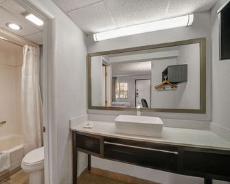 Motel 6 Carlisle, Pa - Cumberland Valley - קרלייל - חדר רחצה