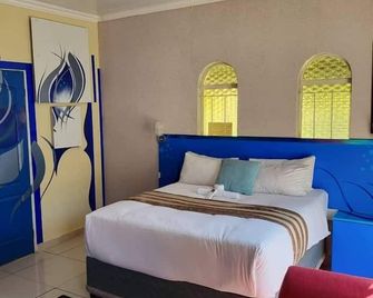 Blackwood Guest House - Pretoria - Bedroom