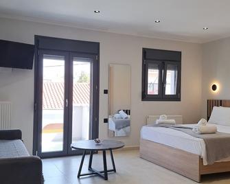 Rafkon Luxury Apartments - Myrina - Myrina - Bedroom