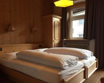 Hotel Bachmann - Villabassa/Niederdorf - Спальня