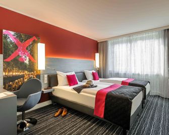 Mercure Hotel Düsseldorf Zentrum - Düsseldorf - Makuuhuone