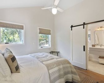 The Ultimate Couples Retreat - Glen Ellen - Schlafzimmer