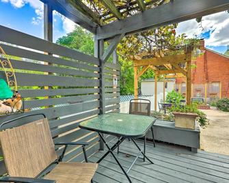 Cincinnati Basement Unit ~ 10 Mi to Downtown! - Blue Ash - Patio
