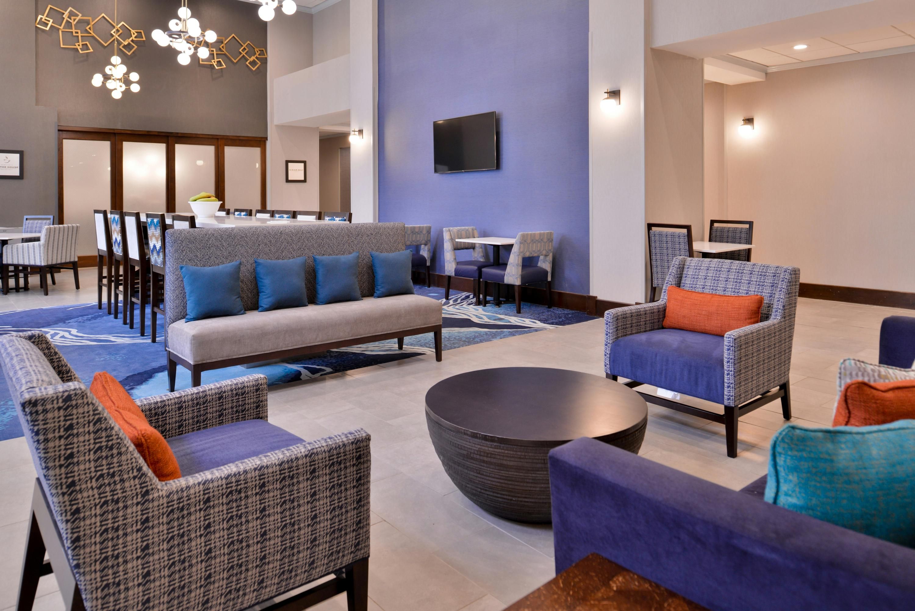 Hampton Inn & Suites Legacy Park-Frisco - Frisco - Lounge