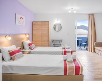 Happy Days Studios - Mália - Bedroom