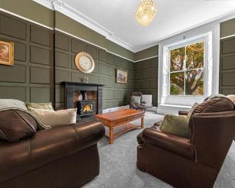 The Georgian Manor House - Whitehaven - Living room