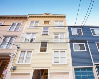 Beautiful Nob Hill Apartment with amazing views and location - San Francisco - Bâtiment
