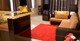City Times Hotel - Kuantan - Living room