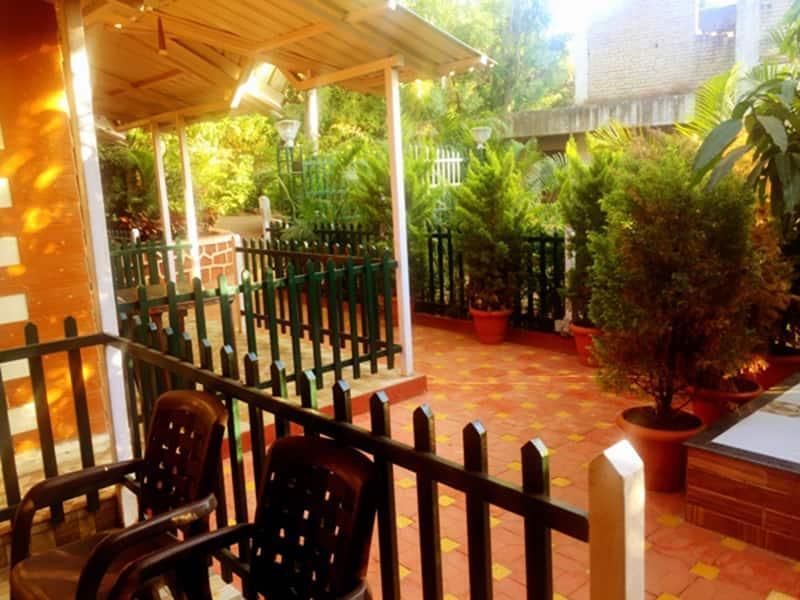 Panchgani Cottages - Panchgani - Balcón