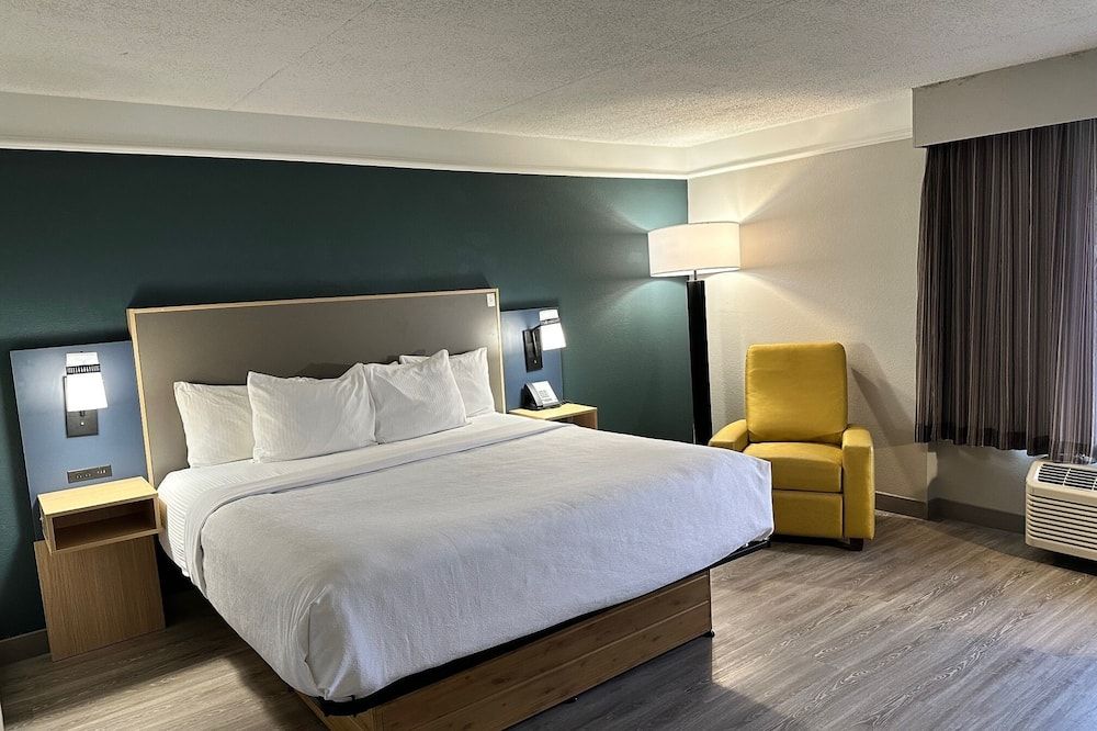 La Quinta Inn & Suites by Wyndham Dallas Arlington South - ארלינגטון - חדר שינה