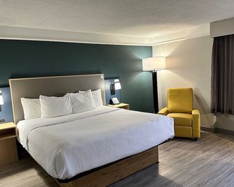La Quinta Inn & Suites by Wyndham Dallas Arlington South - ארלינגטון - חדר שינה