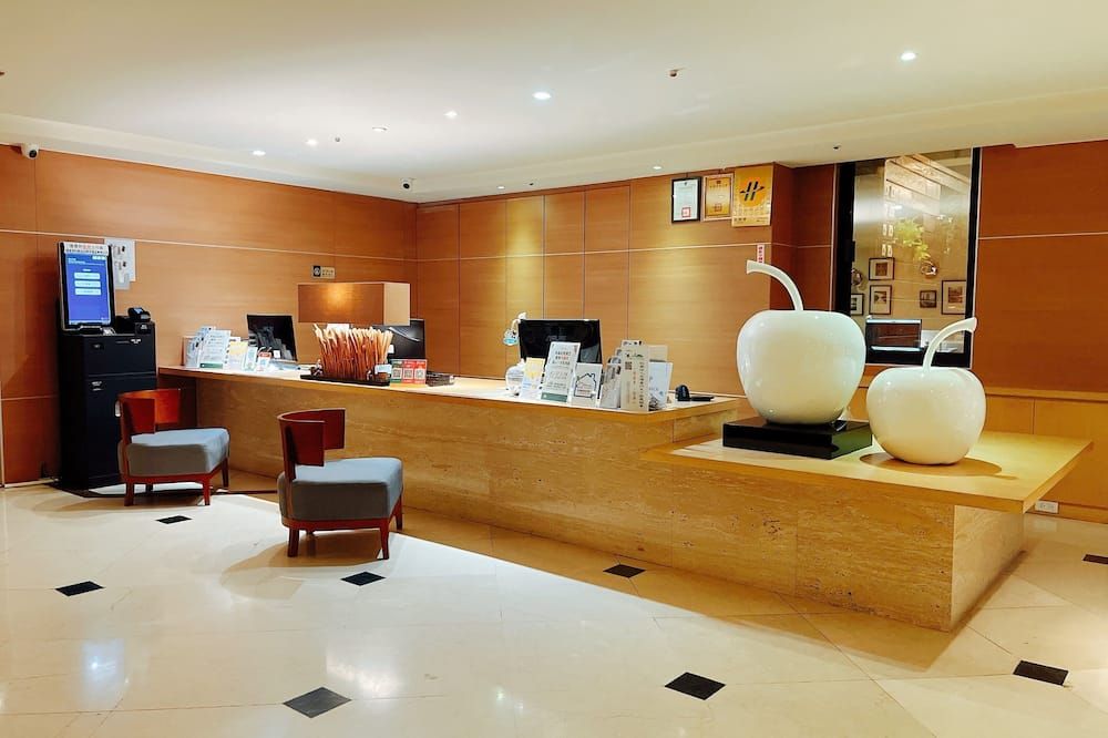 وي ميت هوتل