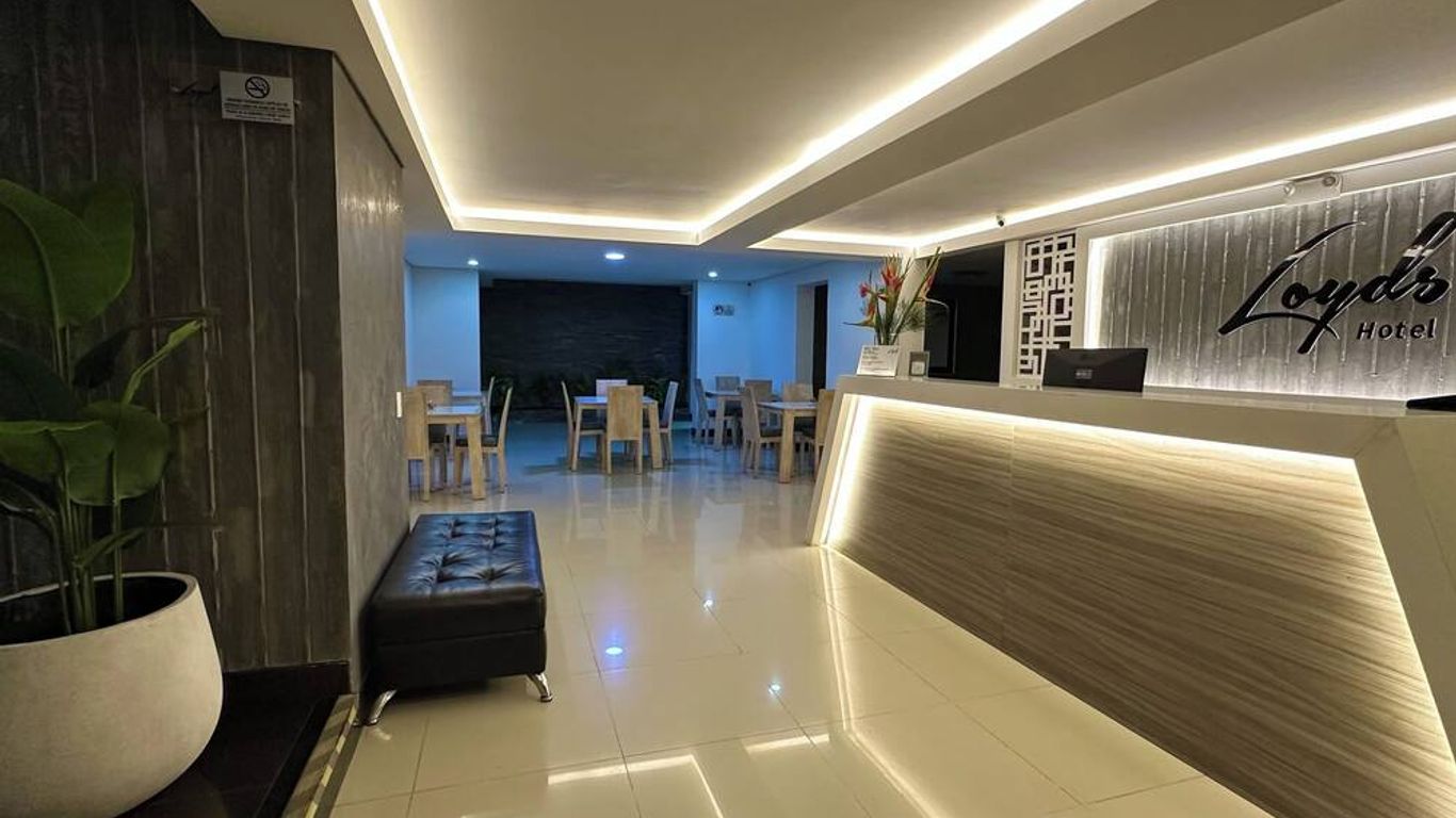 Hotel Loyds