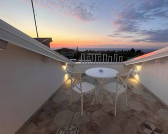 Godano Rooms - Drapia - Balcony