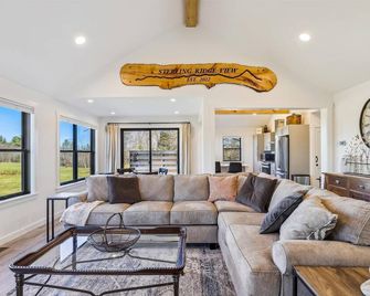 Sterling Ridge View - Stowe - Living room