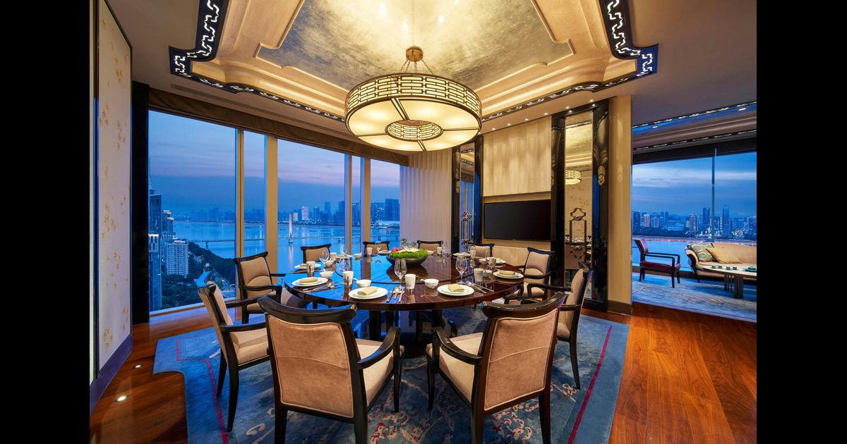 The Azure Qiantang, a Luxury Collection Hotel, Hangzhou i Hangzhou