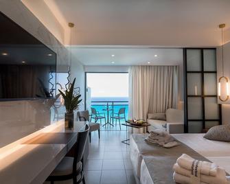 Calypso Beach Hotel - Faliraki - Bedroom