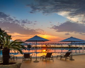 Remisens Hotel Albatros - Cavtat - Piscină