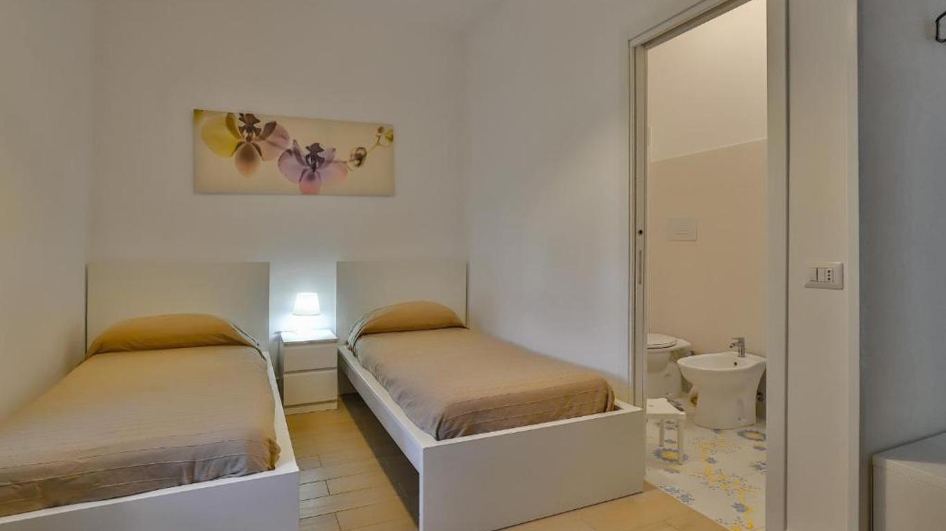 Hotel Delfa