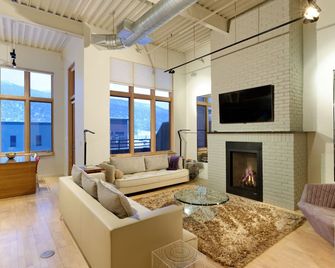 Impeccable Loft, Perfect Location In Basalt, All Of The Best Of Downvalley Aspen - Basalt - Living room