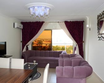 루미아 레지던시 - 두알라 - 거실