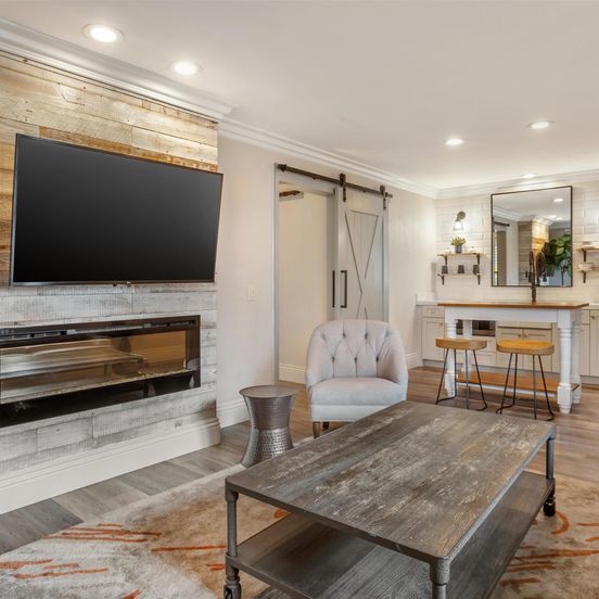 Dry Creek Inn Mod Collection by Sonesta image 1