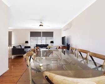 Summerside 43 Lentara Street - Shoal Bay - Dining room