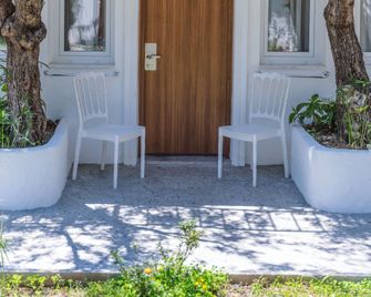 Sunmed Lodge - Fethiye - Patio