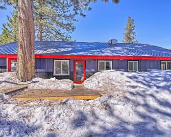 Updated Rustic Retreat Cabin Walk to Payette Lake - McCall - Building