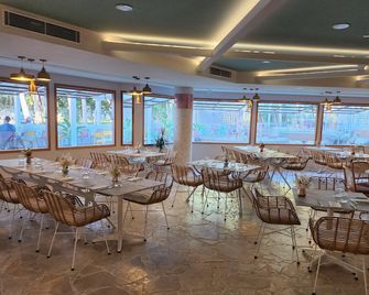 Ocean International Hotel - Mackay - Restaurant