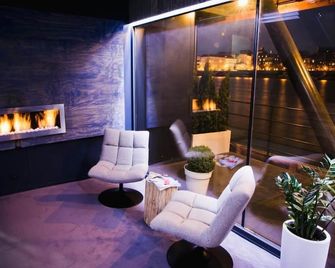 Botel Dunajský Pivovar - ברטיסלבה - פטיו