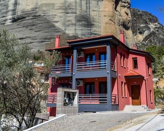Elia Deluxe Accomondation - Kalabaka - Rakennus