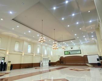 Adia Convention Center Hotel - Pamulang - Lobby