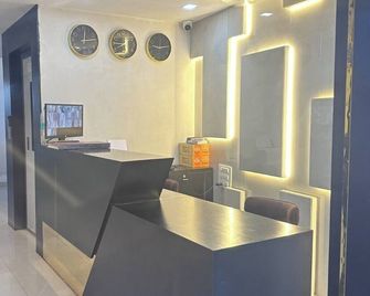Rs Regency Hotel - Mumbai - Lễ tân