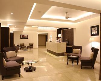 Treehouse The Palatium - Candolim - Sala de estar