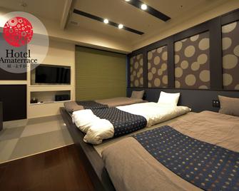 Hotel Amaterrace Yosuga - Osaka - Habitación