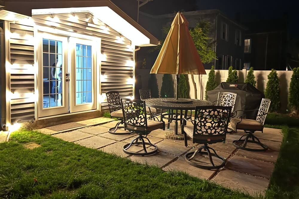 New 3b House in Saugerties Village 4 mins to HITs - ساوجرتيس - شرفة مرصوفة