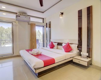 Treebo Trend Hotel Royal Hills - Mahabaleshwar - Makuuhuone