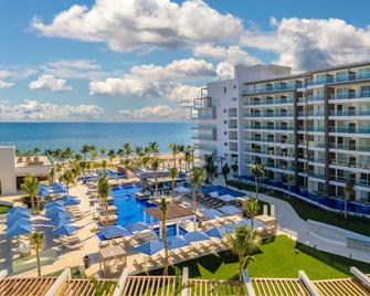 Royalton Splash Riviera Cancun, An Autograph Collection Resort - Cancún - Building