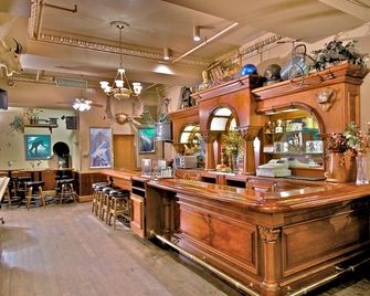 Historic Anchorage Hotel - Anchorage - Bar
